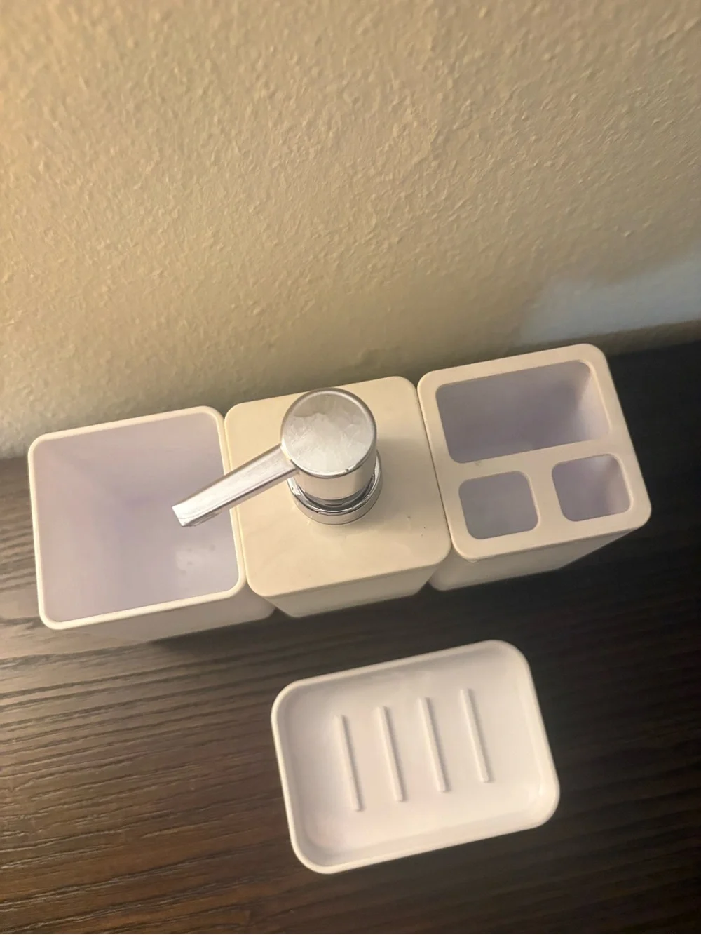 White Bath 4-Piece Bathroom Accessory Set